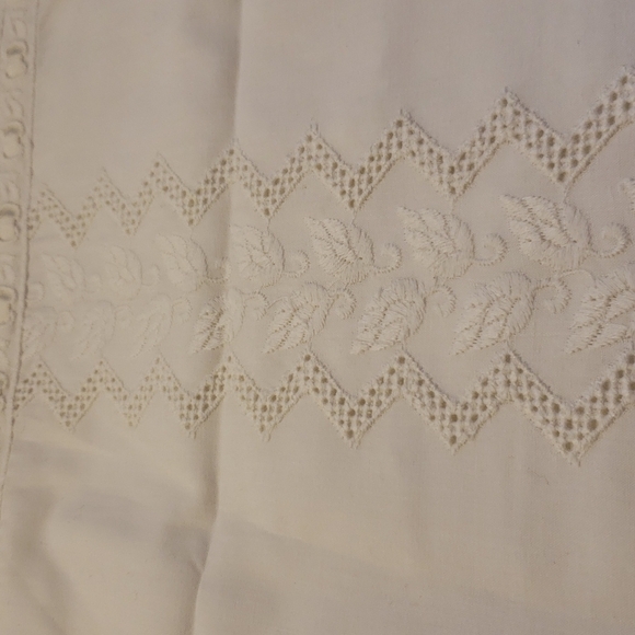 𝅺jonelle Pillow Case Cover Bedding White lace intricate decoration scallop - Picture 4 of 10